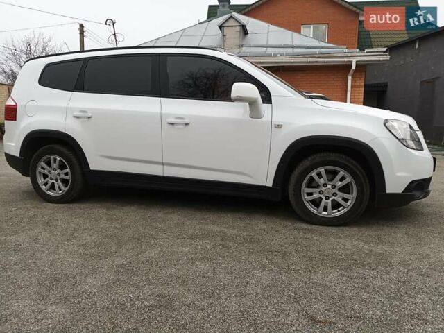 Белый Шевроле Орландо, объемом двигателя 1.8 л и пробегом 180 тыс. км за 8900 $, фото 8 на Automoto.ua