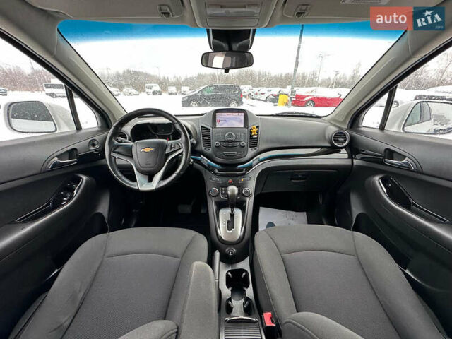 Білий Шевроле Орландо, об'ємом двигуна 0 л та пробігом 219 тис. км за 9400 $, фото 21 на Automoto.ua