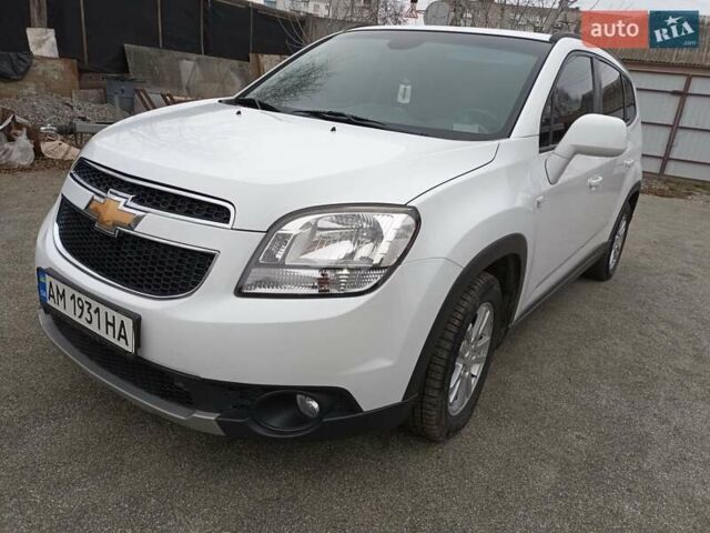 Белый Шевроле Орландо, объемом двигателя 1.8 л и пробегом 180 тыс. км за 8900 $, фото 3 на Automoto.ua