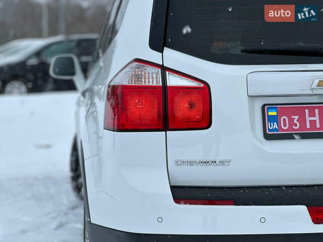 Білий Шевроле Орландо, об'ємом двигуна 0 л та пробігом 219 тис. км за 9400 $, фото 11 на Automoto.ua