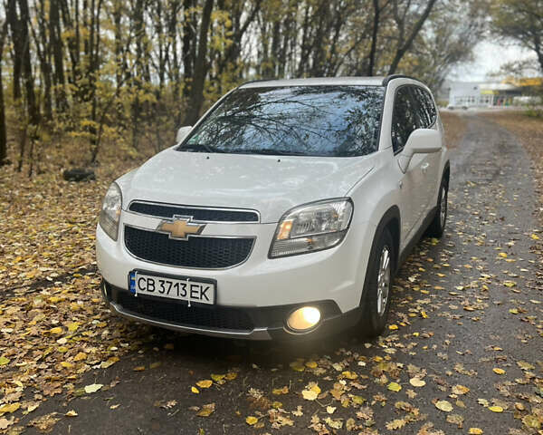 Белый Шевроле Орландо, объемом двигателя 1.8 л и пробегом 280 тыс. км за 7800 $, фото 1 на Automoto.ua