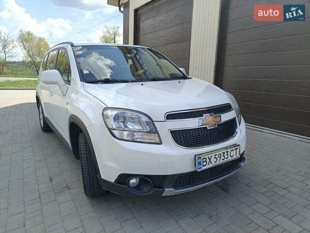 Белый Шевроле Орландо, объемом двигателя 1.8 л и пробегом 223 тыс. км за 8700 $, фото 1 на Automoto.ua