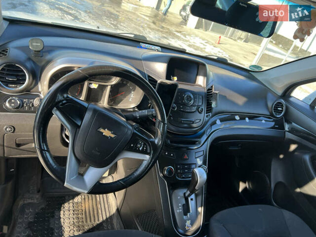 Белый Шевроле Орландо, объемом двигателя 1.8 л и пробегом 311 тыс. км за 7300 $, фото 14 на Automoto.ua