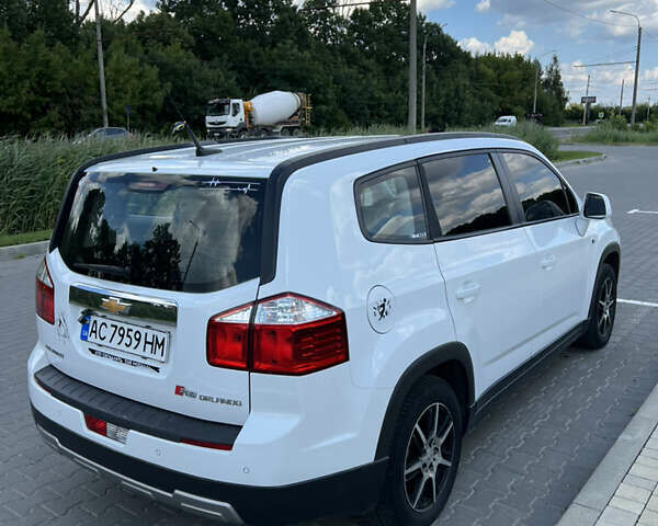 Белый Шевроле Орландо, объемом двигателя 1.8 л и пробегом 311 тыс. км за 7300 $, фото 9 на Automoto.ua