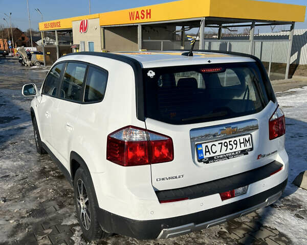 Белый Шевроле Орландо, объемом двигателя 1.8 л и пробегом 311 тыс. км за 7300 $, фото 13 на Automoto.ua