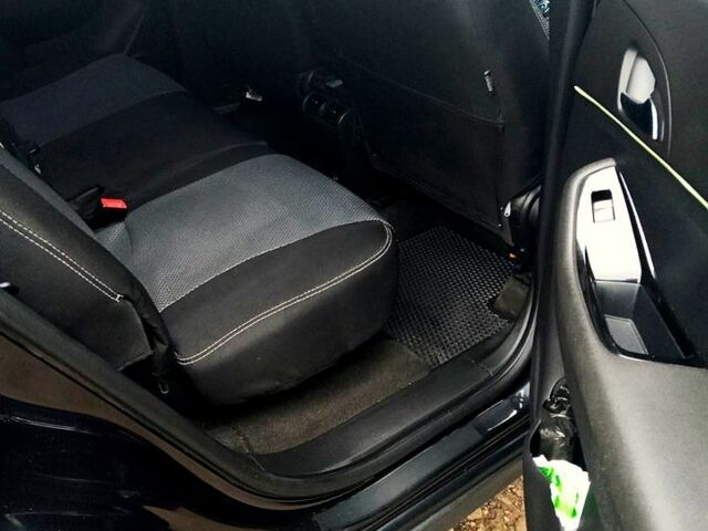 Черный Шевроле Орландо, объемом двигателя 1.8 л и пробегом 269 тыс. км за 8555 $, фото 8 на Automoto.ua