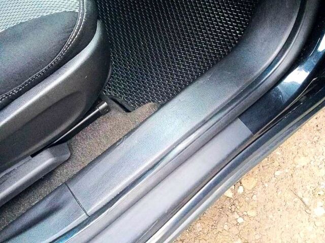 Черный Шевроле Орландо, объемом двигателя 1.8 л и пробегом 269 тыс. км за 8650 $, фото 11 на Automoto.ua