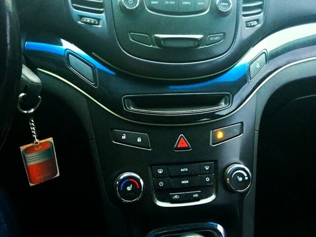 Черный Шевроле Орландо, объемом двигателя 1.8 л и пробегом 269 тыс. км за 8650 $, фото 6 на Automoto.ua