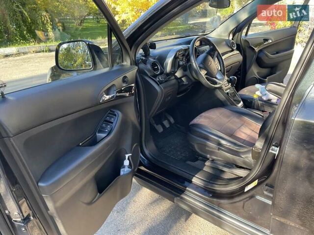 Шевроле Орландо 2011 в Одессе на Automoto.ua Черный Шевроле Орландо, объемом двигателя 2 л и пробегом 296 тыс. км за 8500 $, фото 13 на Automoto.ua