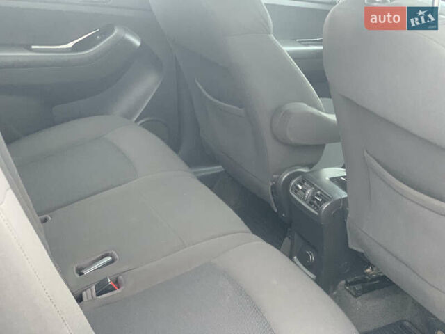 Черный Шевроле Орландо, объемом двигателя 1.8 л и пробегом 149 тыс. км за 7800 $, фото 6 на Automoto.ua