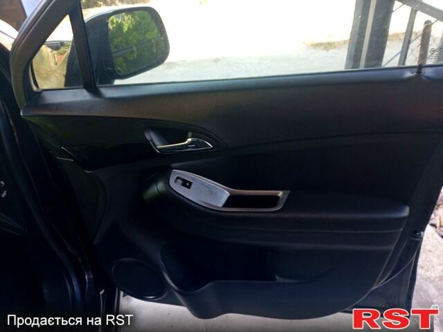 Черный Шевроле Орландо, объемом двигателя 1.8 л и пробегом 194 тыс. км за 7900 $, фото 2 на Automoto.ua