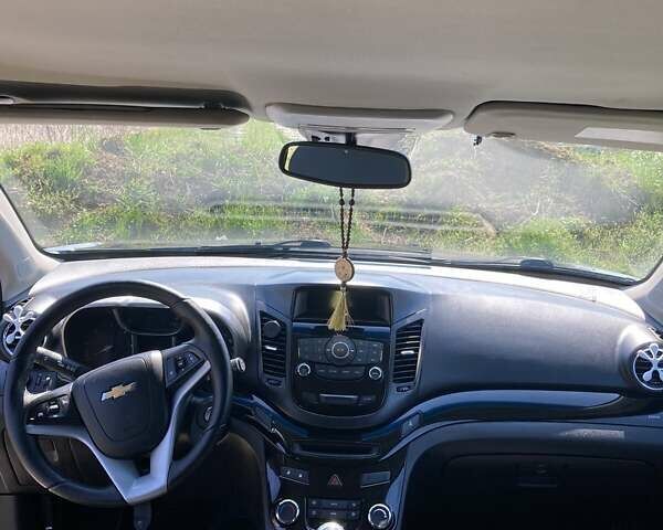 Чорний Шевроле Орландо, об'ємом двигуна 2 л та пробігом 202 тис. км за 9200 $, фото 8 на Automoto.ua