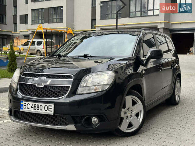 Черный Шевроле Орландо, объемом двигателя 2 л и пробегом 207 тыс. км за 8700 $, фото 1 на Automoto.ua