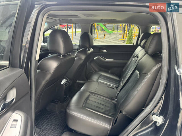 Шевроле Орландо 2012 в Хмельницком на Automoto.ua Черный Шевроле Орландо, объемом двигателя 2 л и пробегом 207 тыс. км за 8700 $, фото 16 на Automoto.ua