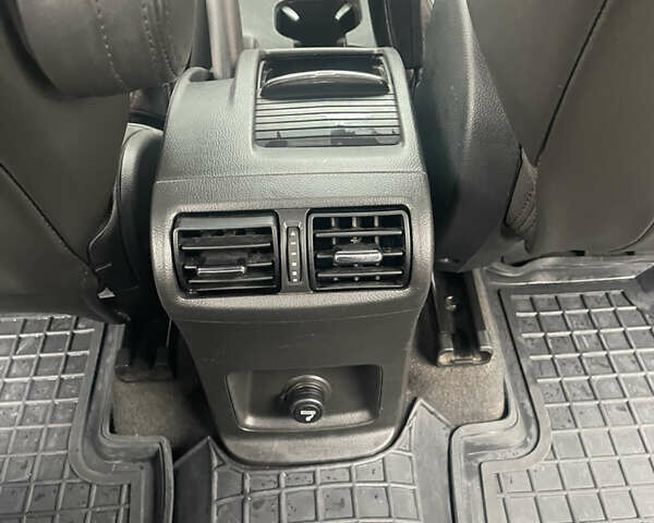 Черный Шевроле Орландо, объемом двигателя 2 л и пробегом 292 тыс. км за 8200 $, фото 16 на Automoto.ua