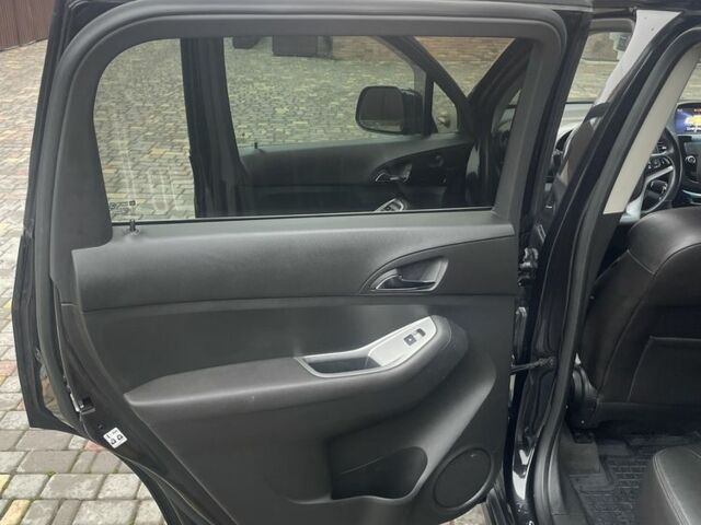 Черный Шевроле Орландо, объемом двигателя 2 л и пробегом 292 тыс. км за 8200 $, фото 10 на Automoto.ua