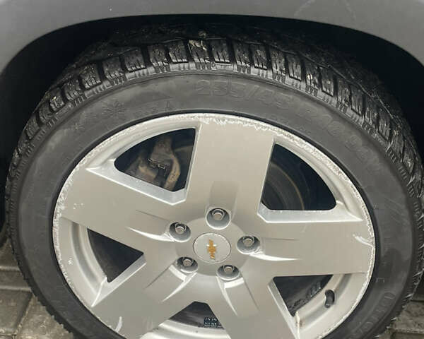 Черный Шевроле Орландо, объемом двигателя 2 л и пробегом 292 тыс. км за 8200 $, фото 22 на Automoto.ua