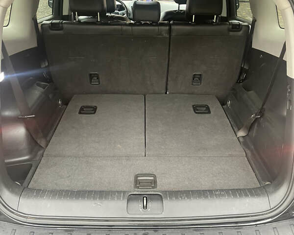 Черный Шевроле Орландо, объемом двигателя 2 л и пробегом 292 тыс. км за 8200 $, фото 4 на Automoto.ua