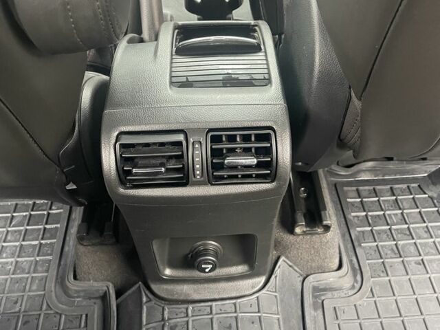 Черный Шевроле Орландо, объемом двигателя 2 л и пробегом 292 тыс. км за 8200 $, фото 12 на Automoto.ua