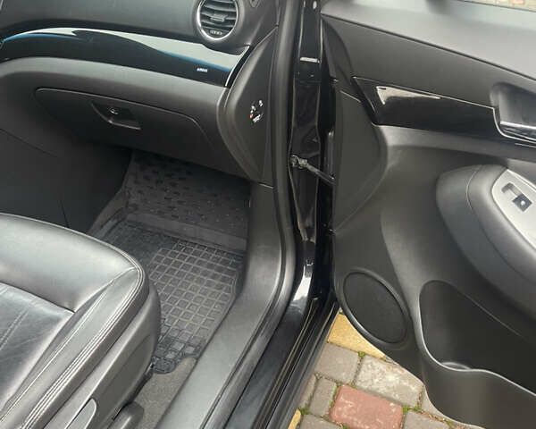 Черный Шевроле Орландо, объемом двигателя 2 л и пробегом 292 тыс. км за 8200 $, фото 9 на Automoto.ua