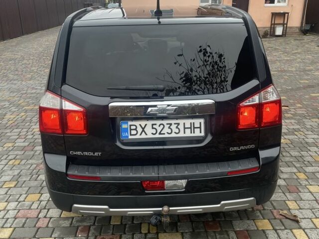 Черный Шевроле Орландо, объемом двигателя 2 л и пробегом 292 тыс. км за 8200 $, фото 2 на Automoto.ua