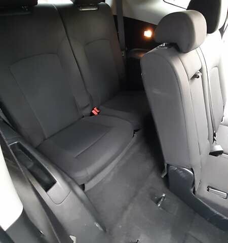 Черный Шевроле Орландо, объемом двигателя 1.8 л и пробегом 65 тыс. км за 10000 $, фото 3 на Automoto.ua