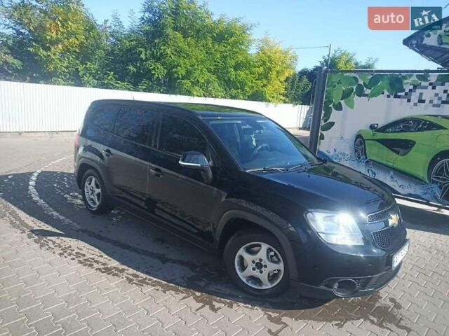 Черный Шевроле Орландо, объемом двигателя 1.36 л и пробегом 190 тыс. км за 12199 $, фото 4 на Automoto.ua
