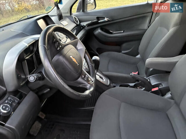 Коричневый Шевроле Орландо, объемом двигателя 2 л и пробегом 317 тыс. км за 9200 $, фото 10 на Automoto.ua