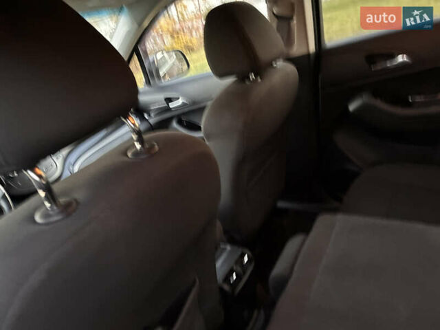 Коричневый Шевроле Орландо, объемом двигателя 2 л и пробегом 317 тыс. км за 9200 $, фото 6 на Automoto.ua