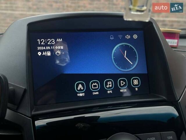 Коричневый Шевроле Орландо, объемом двигателя 2 л и пробегом 151 тыс. км за 11500 $, фото 22 на Automoto.ua
