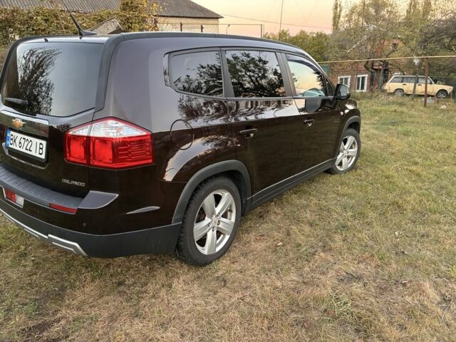 Коричневый Шевроле Орландо, объемом двигателя 2 л и пробегом 317 тыс. км за 9300 $, фото 1 на Automoto.ua