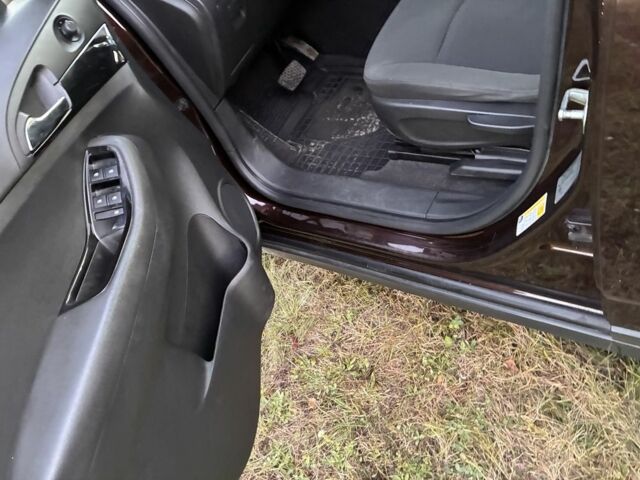 Коричневый Шевроле Орландо, объемом двигателя 2 л и пробегом 317 тыс. км за 9300 $, фото 9 на Automoto.ua