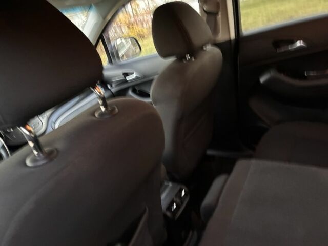 Коричневый Шевроле Орландо, объемом двигателя 2 л и пробегом 317 тыс. км за 9300 $, фото 6 на Automoto.ua