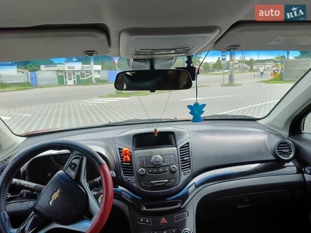 Красный Шевроле Орландо, объемом двигателя 1.8 л и пробегом 233 тыс. км за 9199 $, фото 12 на Automoto.ua