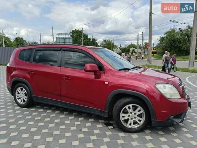 Красный Шевроле Орландо, объемом двигателя 1.8 л и пробегом 233 тыс. км за 9199 $, фото 5 на Automoto.ua