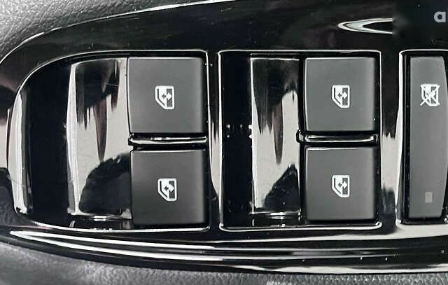 Шевроле Орландо, объемом двигателя 2 л и пробегом 127 тыс. км за 12850 $, фото 11 на Automoto.ua