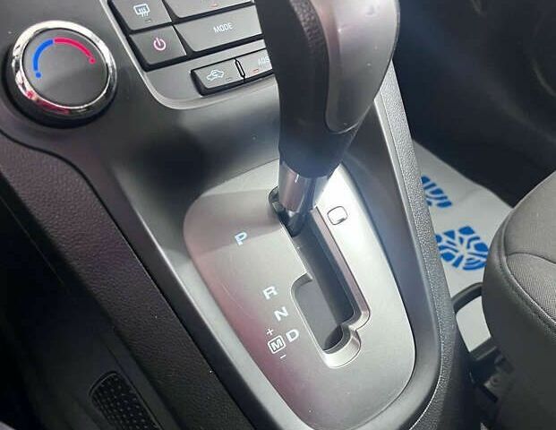 Шевроле Орландо, объемом двигателя 2 л и пробегом 127 тыс. км за 12850 $, фото 18 на Automoto.ua