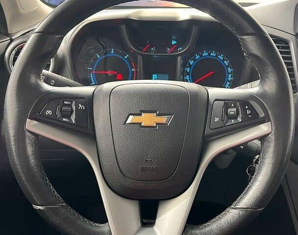 Шевроле Орландо, объемом двигателя 2 л и пробегом 166 тыс. км за 11850 $, фото 8 на Automoto.ua