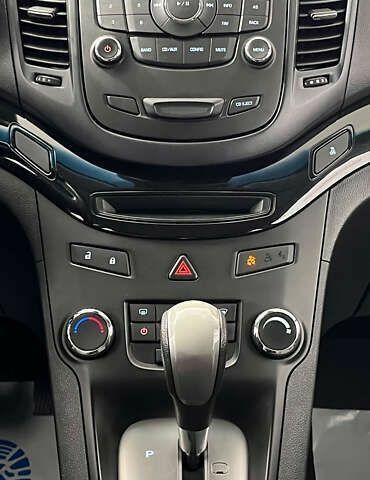 Шевроле Орландо, объемом двигателя 2 л и пробегом 166 тыс. км за 11850 $, фото 19 на Automoto.ua