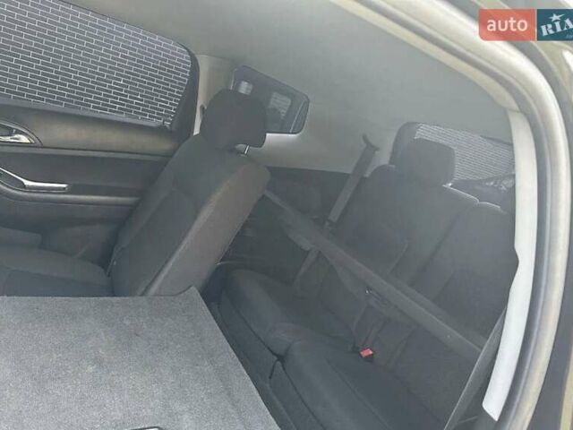 Шевроле Орландо, объемом двигателя 2 л и пробегом 230 тыс. км за 9500 $, фото 26 на Automoto.ua