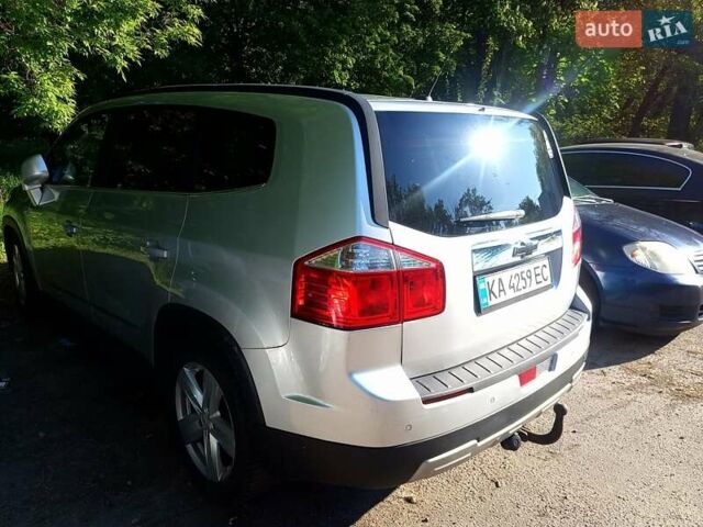 Шевроле Орландо, объемом двигателя 0 л и пробегом 176 тыс. км за 10000 $, фото 1 на Automoto.ua