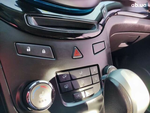 Шевроле Орландо, об'ємом двигуна 2 л та пробігом 212 тис. км за 10490 $, фото 20 на Automoto.ua