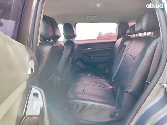 Шевроле Орландо, об'ємом двигуна 2 л та пробігом 212 тис. км за 10490 $, фото 10 на Automoto.ua