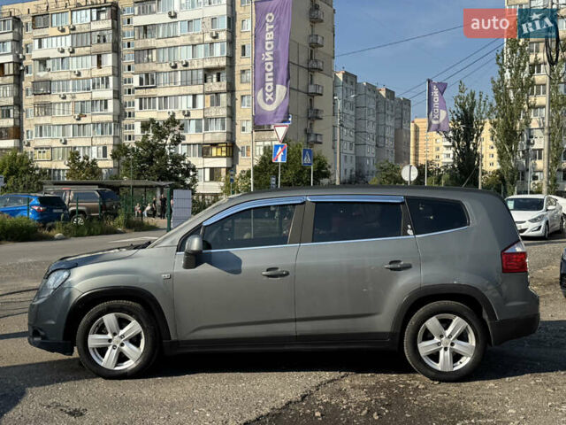 Серый Шевроле Орландо, объемом двигателя 2 л и пробегом 285 тыс. км за 7800 $, фото 7 на Automoto.ua