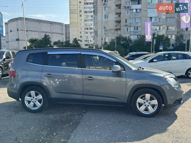 Серый Шевроле Орландо, объемом двигателя 2 л и пробегом 285 тыс. км за 7800 $, фото 3 на Automoto.ua