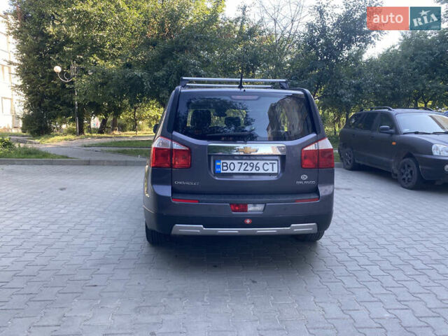 Серый Шевроле Орландо, объемом двигателя 1.8 л и пробегом 210 тыс. км за 8500 $, фото 4 на Automoto.ua