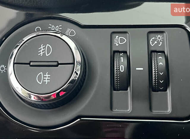 Сірий Шевроле Орландо, об'ємом двигуна 2 л та пробігом 127 тис. км за 12850 $, фото 13 на Automoto.ua