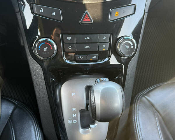 Серый Шевроле Орландо, объемом двигателя 2 л и пробегом 249 тыс. км за 9200 $, фото 11 на Automoto.ua