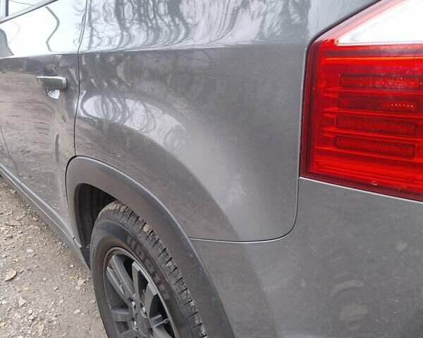 Серый Шевроле Орландо, объемом двигателя 1.8 л и пробегом 168 тыс. км за 8000 $, фото 4 на Automoto.ua