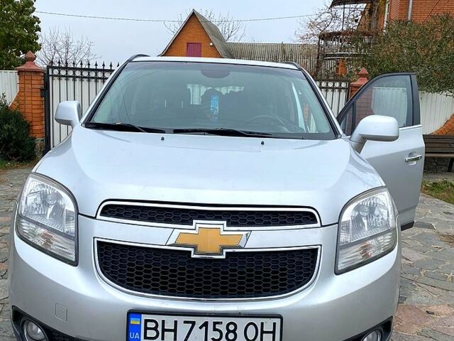 Серый Шевроле Орландо, объемом двигателя 2 л и пробегом 250 тыс. км за 7800 $, фото 3 на Automoto.ua